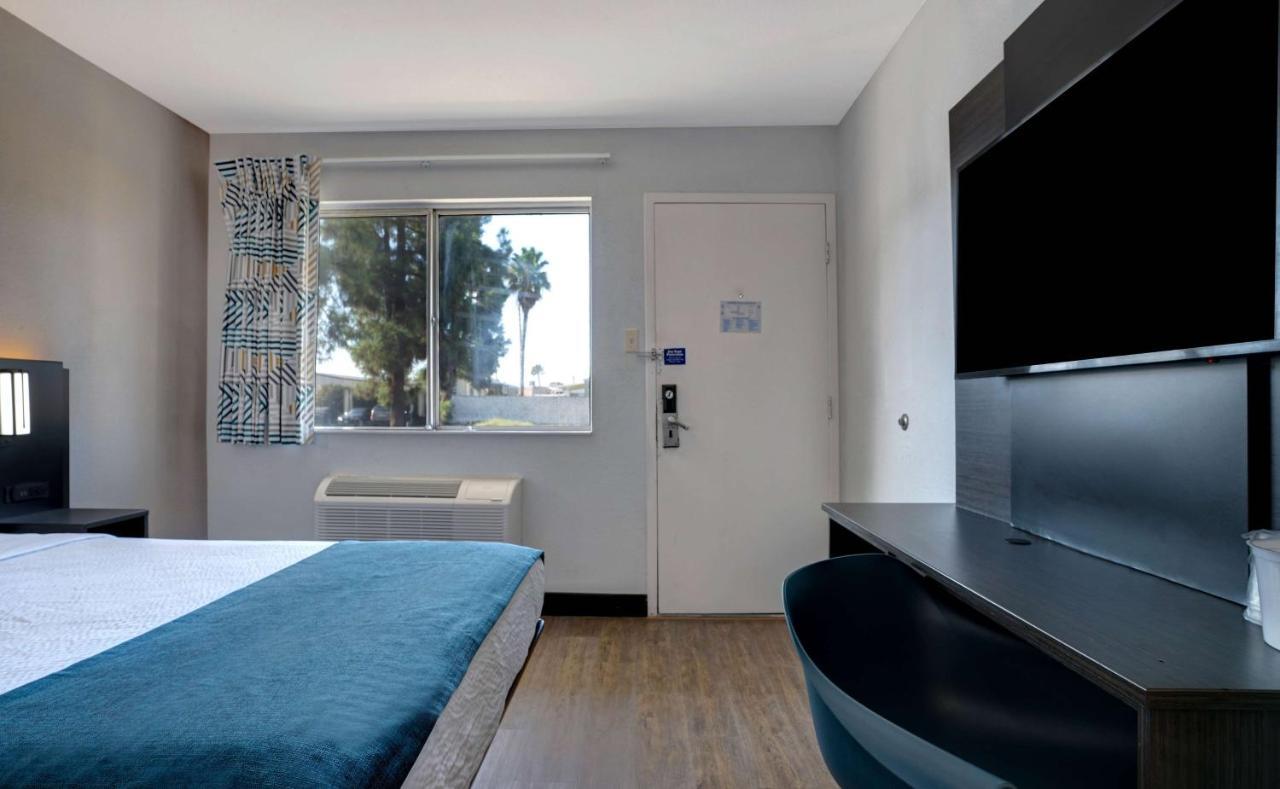 Motel 6-Bakersfield, Ca - South Екстериор снимка